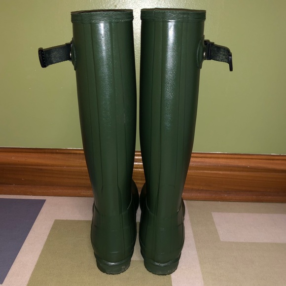 HUNTER Matte Green Tall Norris Field Boot - Picture 3 of 8